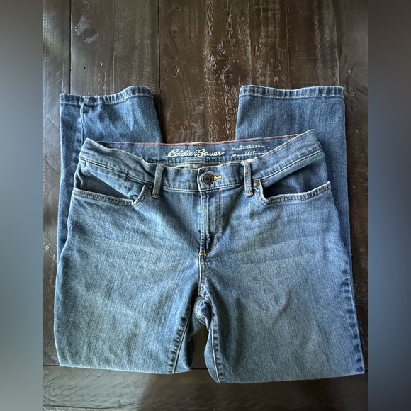Eddie Bauer Women‘s Boyfriend Crop Jeans - Picture 1 of 4